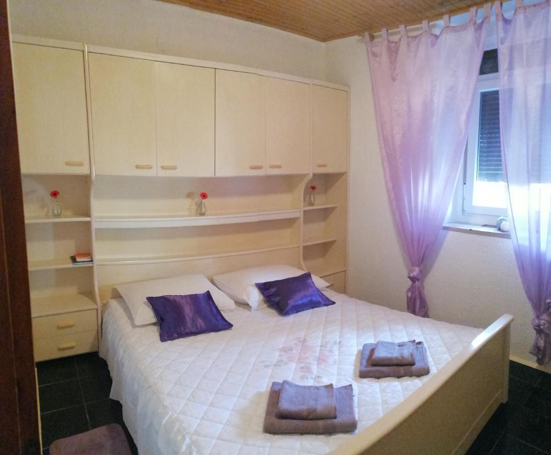 Apartman Zepina Пула Екстериор снимка